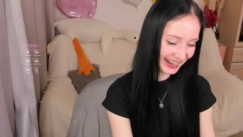 Lisa Moore online show from 10.18.25