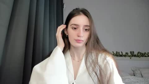 Snapshot of lisawoo chatting on 01.04.25 Lisa online show from 01.04.25