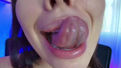 Snapshot of lisbet_21x chatting on 01.22.25 Lisbet online show from 01.22.25