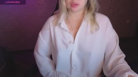 Anna online show from 06.11.26