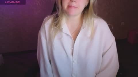 Anna online show from 07.18.26