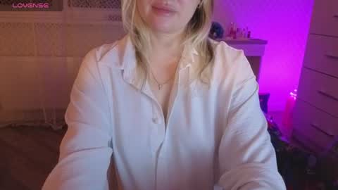 Anna online show from 07.21.26