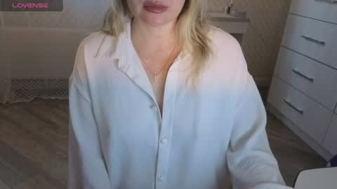Anna online show from 08.02.26