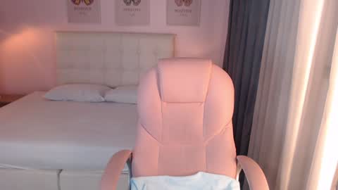 Andrea online show from 12.18.24