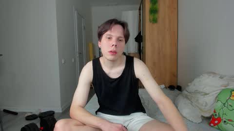 Snapshot of lissa_alfie chatting on 01.06.25 Alfie online show from 01.06.25