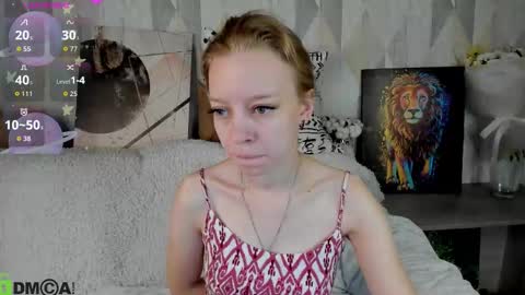 Snapshot of lissa_kitsune chatting on 09.23.25 Lissa online show from 09.23.25