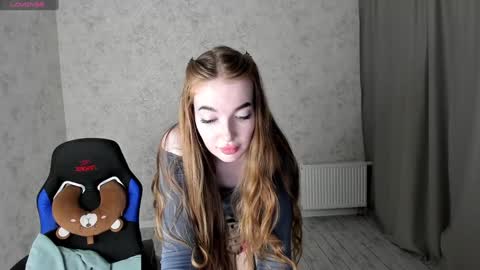 Snapshot of lissacain chatting on 12.04.24 Lissa online show from 12.04.24
