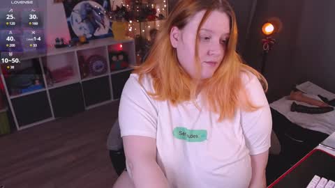 Snapshot of lissamuff chatting on 01.21.25 Lissa online show from 01.21.25