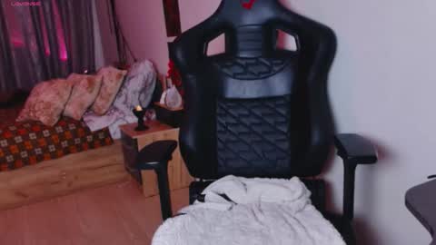 Lissa online show from 10.23.25