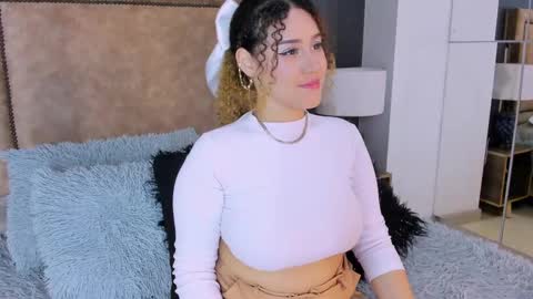 Snapshot of lissyconan chatting on 02.10.25 lissyconan online show from 02.10.25