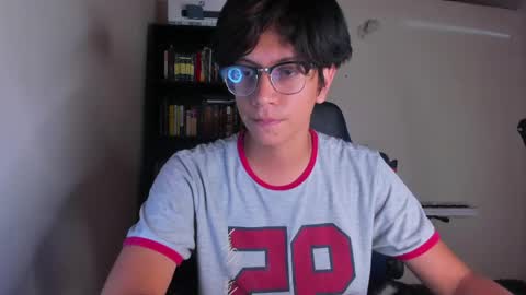Snapshot of literateboy chatting on 06.09.26 Literateboy online show from 06.09.26