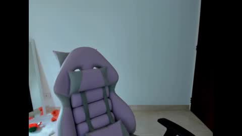 Danni online show from 12.16.24