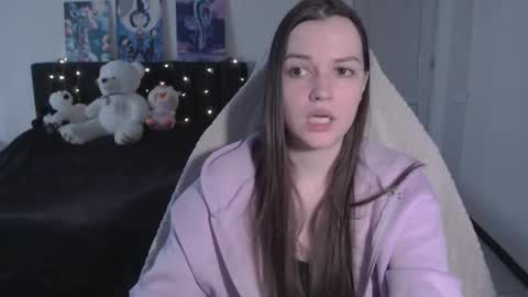 Snapshot of little__flowers chatting on 02.15.26 little__flowers online show from 02.15.26