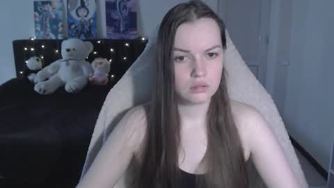 Snapshot of little__flowers chatting on 02.22.26 little__flowers online show from 02.22.26