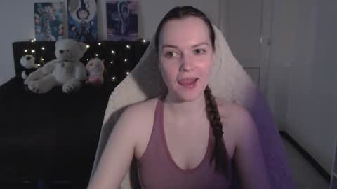 Snapshot of little__flowers chatting on 02.27.26 little__flowers online show from 02.27.26