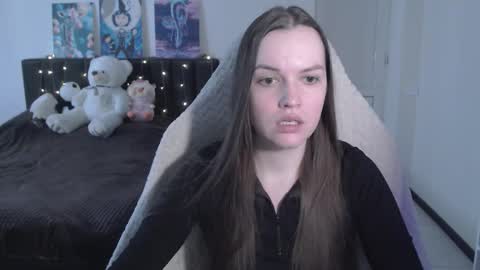 Snapshot of little__flowers chatting on 03.01.26 little__flowers online show from 03.01.26