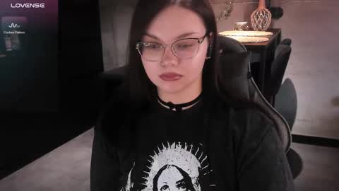 Eva online show from 03.03.25