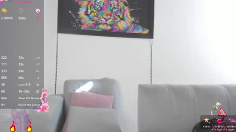 Independent model carolina online show from 12.29.24