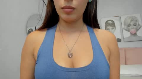 Snapshot of little_doll_4u chatting on 01.21.25 ANNI online show from 01.21.25