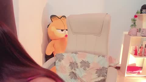 Help me reach 100 likes online show from 01.21.25