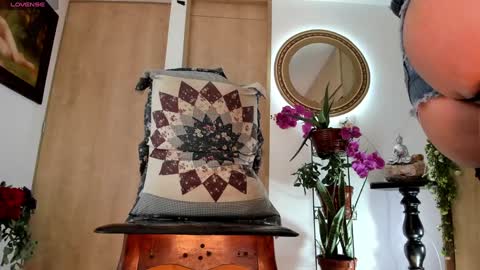 Izzi online show from 03.11.25