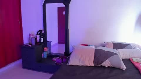 kayla  Instagram kayla 71082 online show from 12.28.24