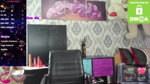 Snapshot of little_letti chatting on 02.08.25 Letti online show from 02.08.25