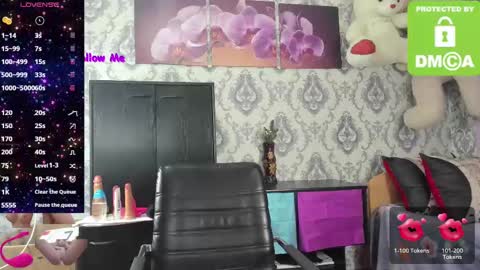 Snapshot of little_letti chatting on 02.12.25 Letti online show from 02.12.25