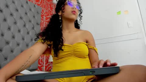 little_lilith_apple online show from 12.22.24