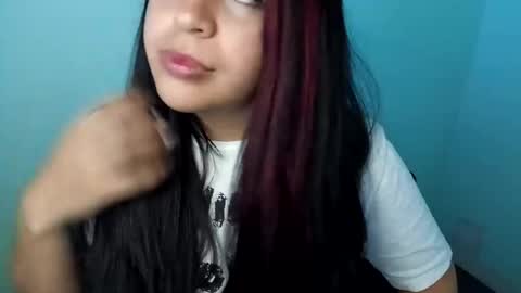 lizz independent model uwu  online show from 01.03.25