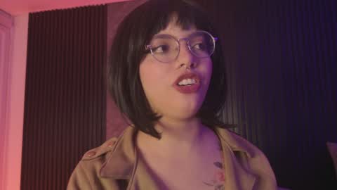 Snapshot of little_maeve chatting on 02.03.25 Maeve  online show from 02.03.25