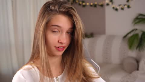 Kiki online show from 09.30.25