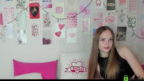 Kriss online show from 10.14.25