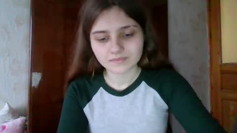 little_shygirl_ online show from 01.24.25