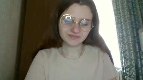 little_shygirl_ online show from 03.03.25