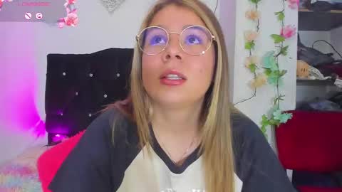 Tifanny online show from 02.26.25