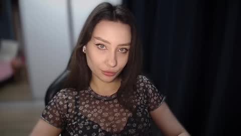 Snapshot of little_witch_777 chatting on 02.26.25 Alice online show from 02.26.25