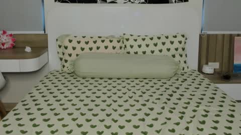 Yena and Gabby online show from 04.02.26