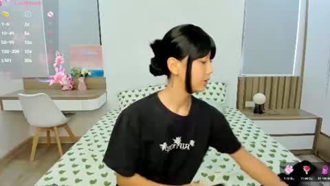 Snapshot of little_yena chatting on 07.08.26 Yena and Gabby online show from 07.08.26