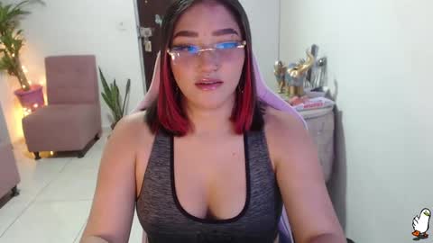 Snapshot of littleangelx_m chatting on 02.04.25 Daniela online show from 02.04.25