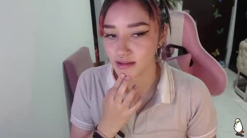 Snapshot of littleangelx_m chatting on 09.13.25 Daniela online show from 09.13.25