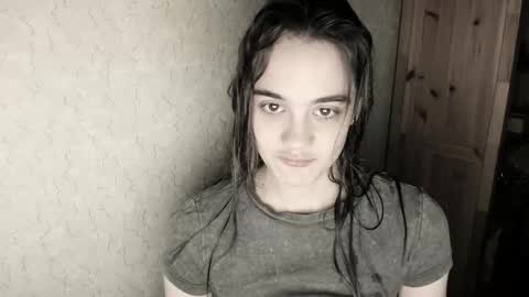 littleashleyy online show from 12.22.25