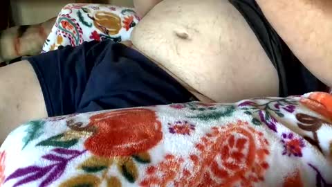 Snapshot of littlechubbyguy chatting on 10.26.25 littlechubbyguy online show from 10.26.25