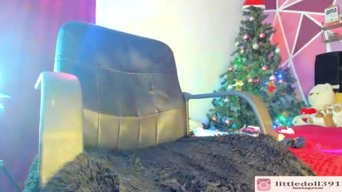 Snapshot of littledoll__ chatting on 12.30.24 --- Onlyfans Free -- online show from 12.30.24