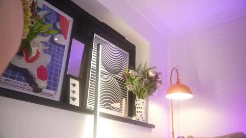 Emily Hill online show from 04.18.26