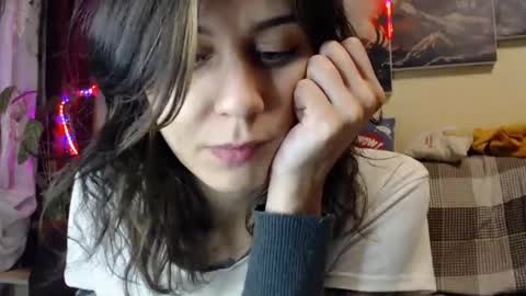 littlehappines online show from 02.10.25