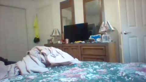 Snapshot of littlekenny1951 chatting on 10.26.25 littlekenny1951 online show from 10.26.25