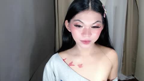 Snapshot of littlelace_ chatting on 05.15.26 littlelace_ online show from 05.15.26