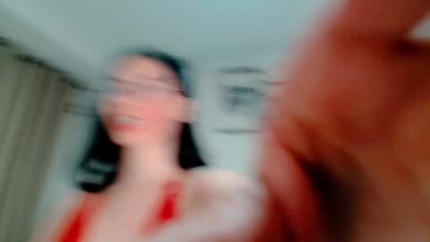 Sarahs Room online show from 01.11.25