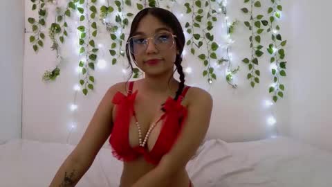 Moon online show from 03.26.26